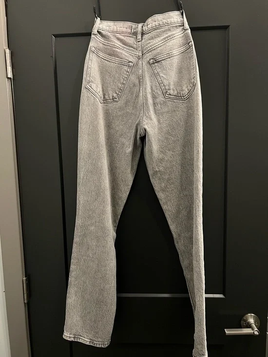 Abercrombie and Fitch Curve Love 90s Ultra High Rise Gray Denim - Picture 2 of 4